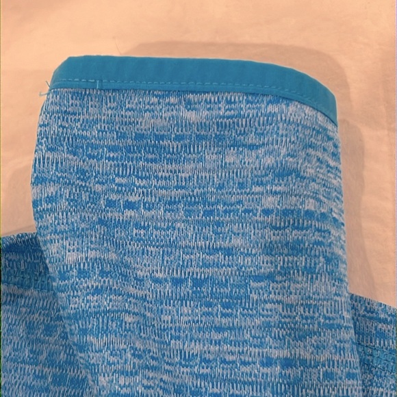 Nike Golf Dri-fit 1/2 Zip Pullover - Picture 9 of 9